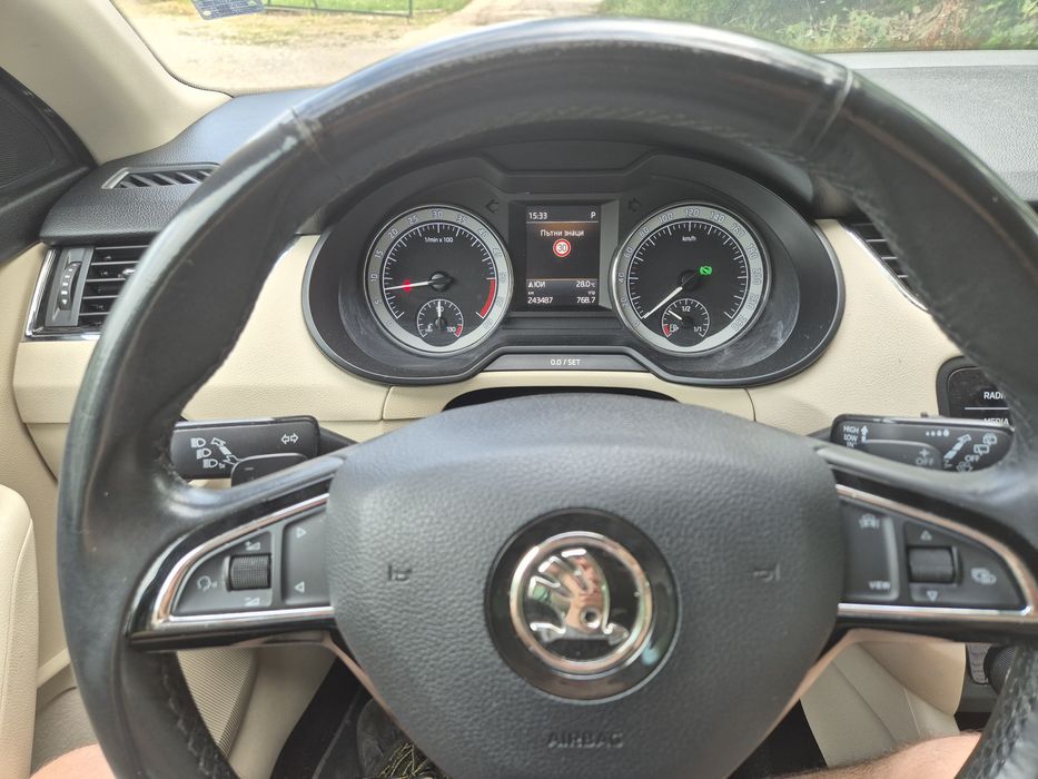 Skoda Octavia 1.6TDI DSG/LED/Печка