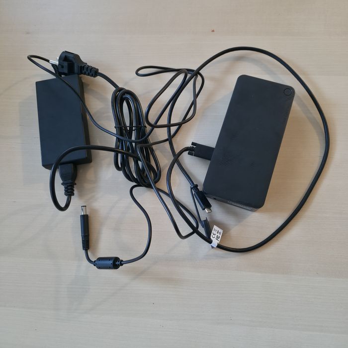 Продава се Targus USB-C Docking Station 4K Dock192