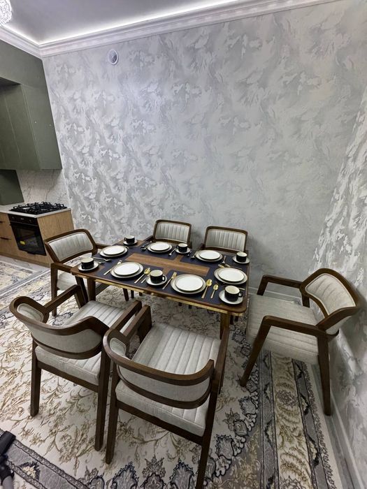 Stol stul Valentin yongoq