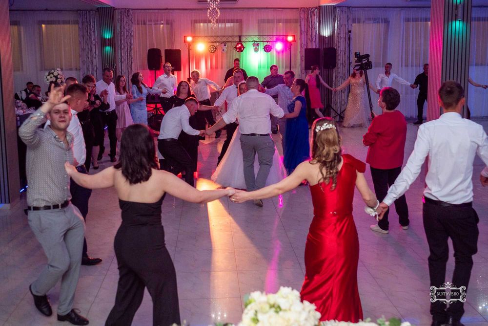 foto video 4k Salaj nunta fotografii profesionale muzica DJ cameraman