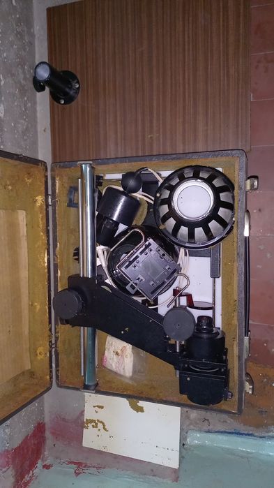 Продаю фотоувеличитель УПА-510.