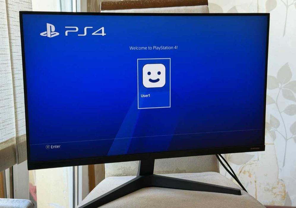 Монитор Samsung 27 " IPS Essential Full HD