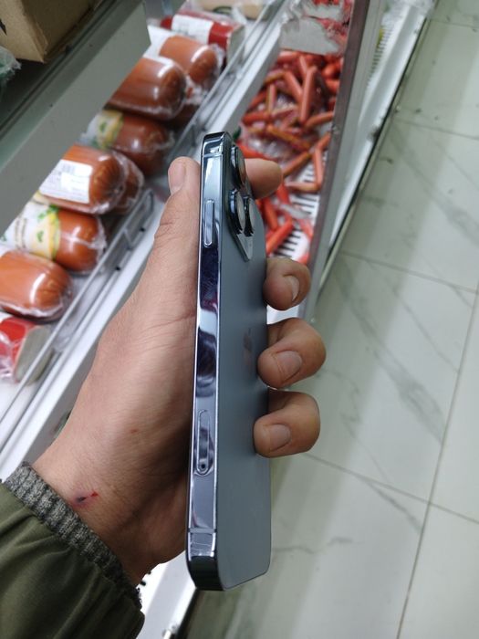 iPhone 13 pro korpusda xr