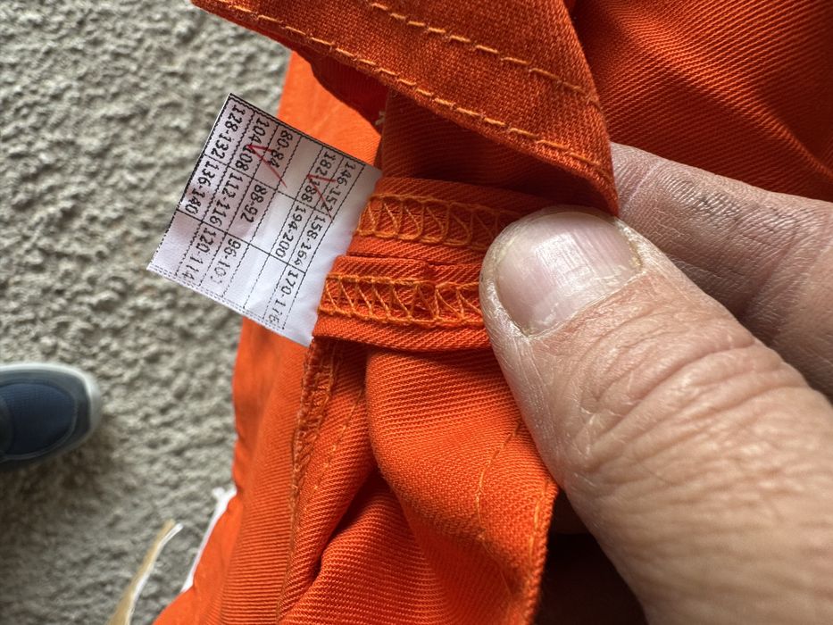 Продам спец одежду
