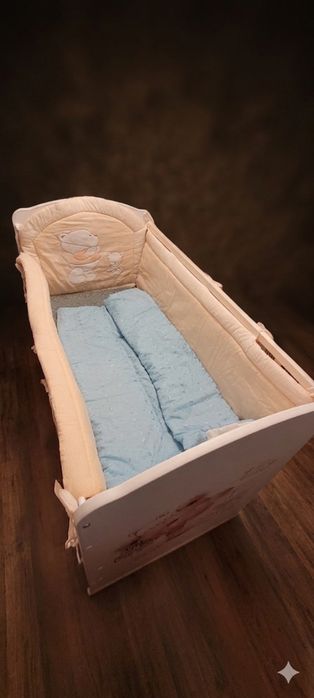 Продам детскую  кроватку