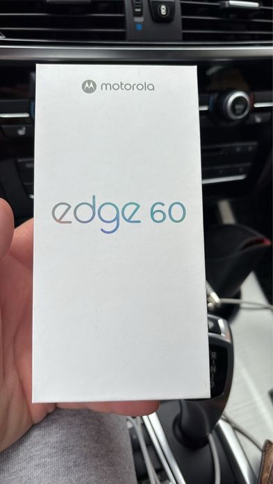 Vand telefon motorola edge60 12gb+512gb. Telefonul este nou nefolosit