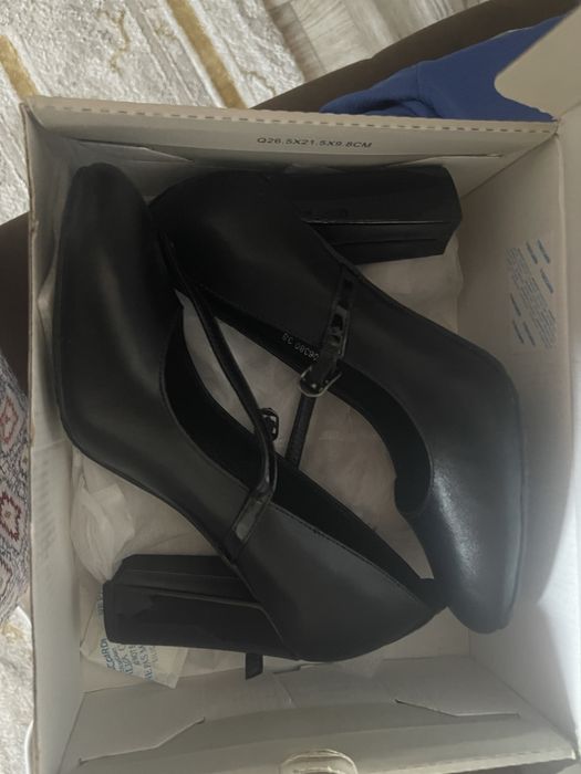 Туфли новые продается