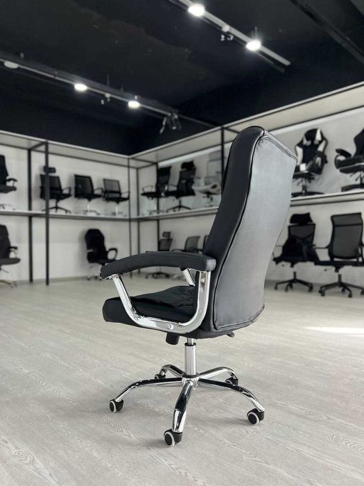 Новая модель офисного кресла Модель-017