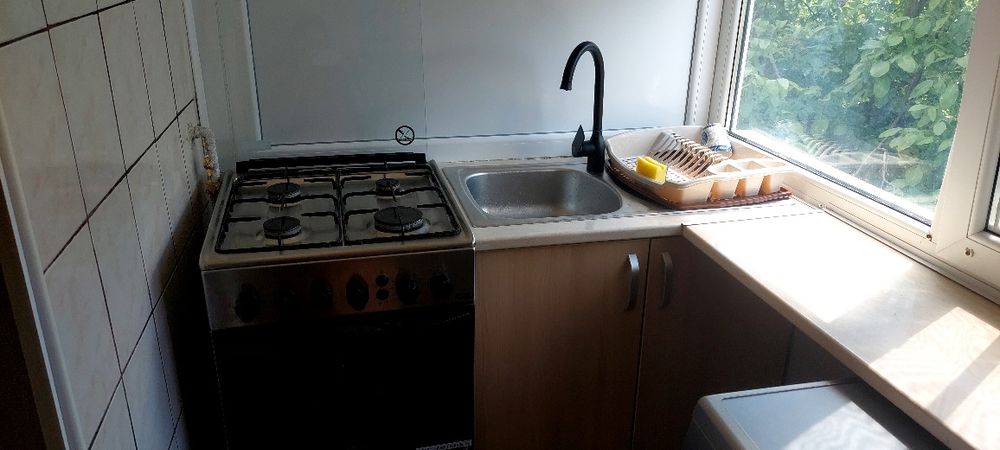 Închiriez apartament 2 camere Ploiești zona Maternitate