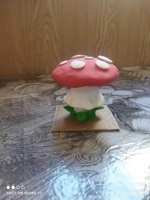 Делаю поделки для школы или детского сада.