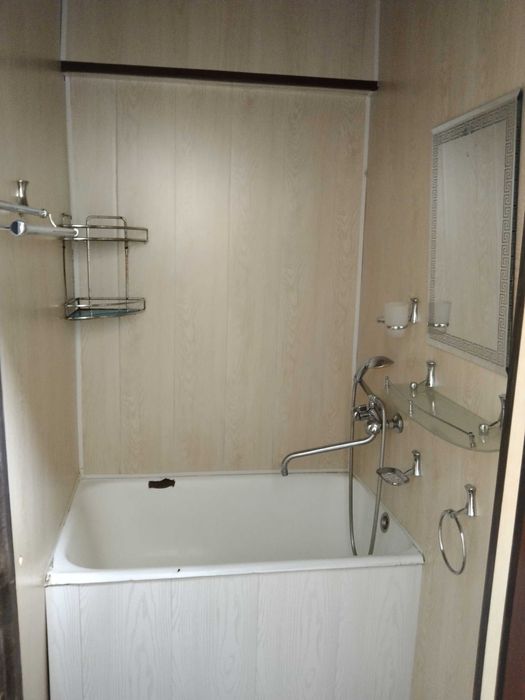 Продается 1комнатная (бывшее общежитие)