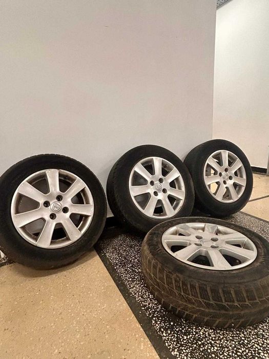 Jante logan de vanzare. 4 bucati. Jante Aliaj R15 - Dacia, Renault