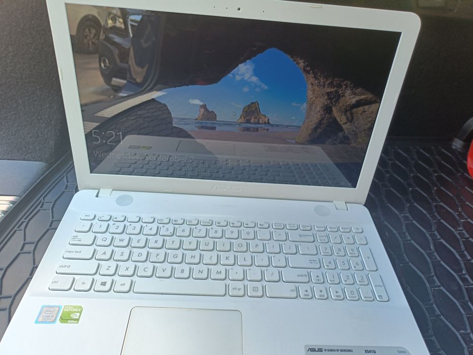 Laptop ASUS X541U