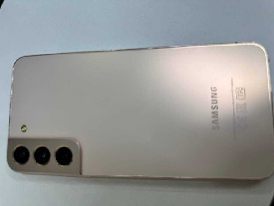 Samsung Galaxy S22 Plus / 256Gb (Есик)