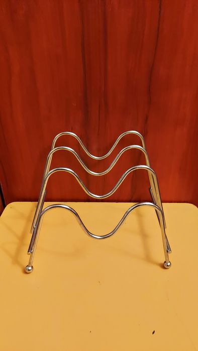 Подставка для тарелок за 500 тенге