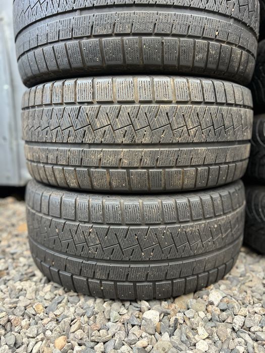 245/45/17 Pireli