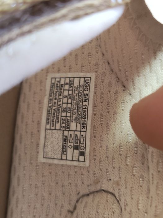 UGG сандали, много добро състояние