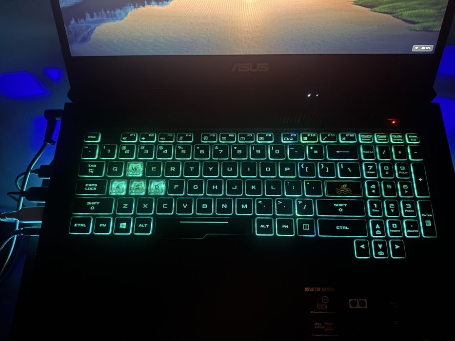 Игровой ноутбук ASUS TUF Gaming FX705DT  + кулер в подарок