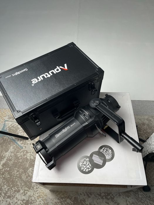 Aputure spotlight линза для фотостудий