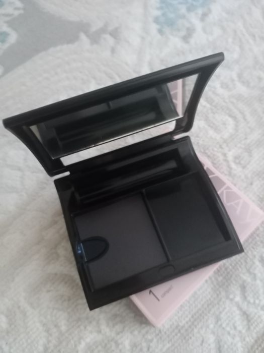 Продам новый футляр от компании Mary kay