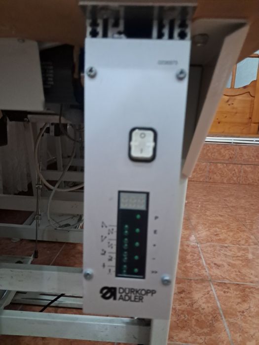 Mașini de cusut/6la număr