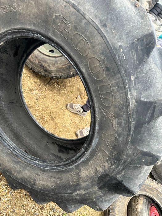 Cauciucuri sh 14.9 R24