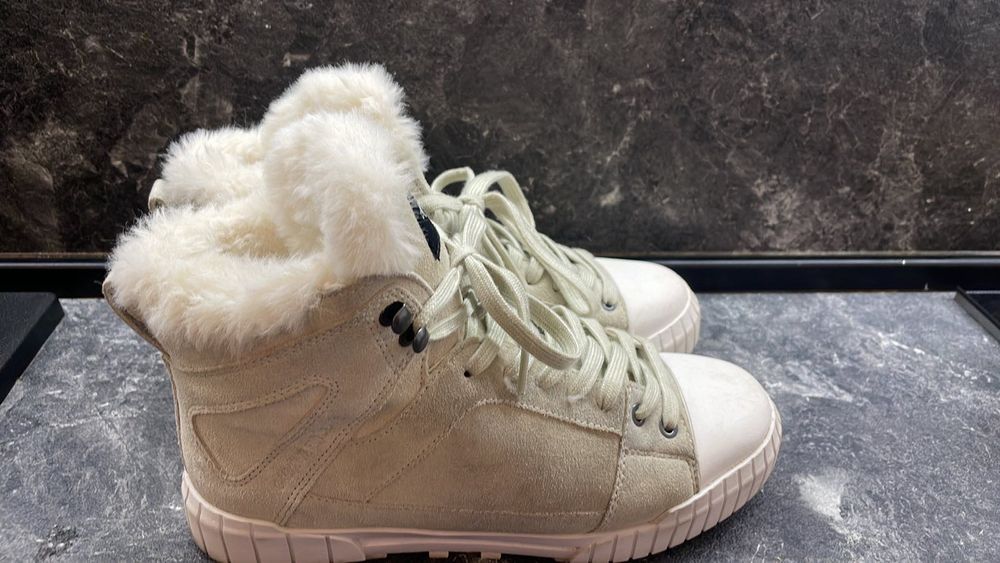 Кецове Calvin Klein