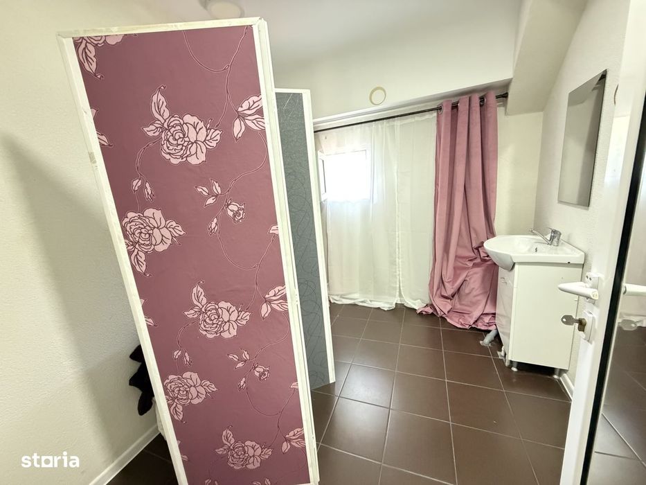 Spatiu comercial Pitesti, Smardan, pretabil clinica, birou, salon