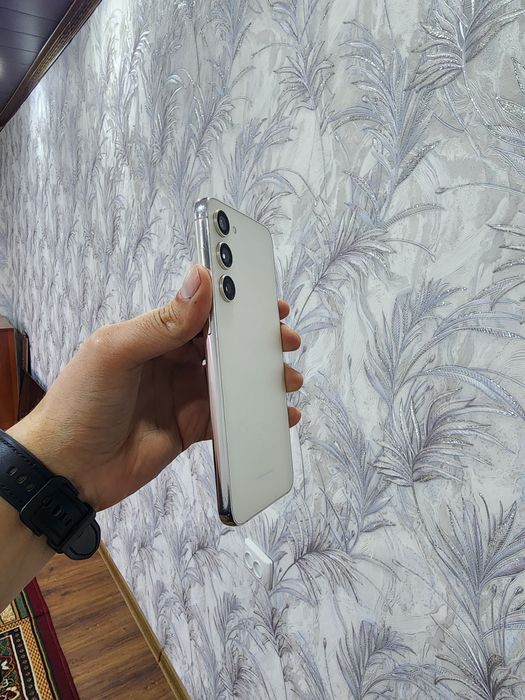 Srochno Samsung S23 Plus 8/256g sotiladi