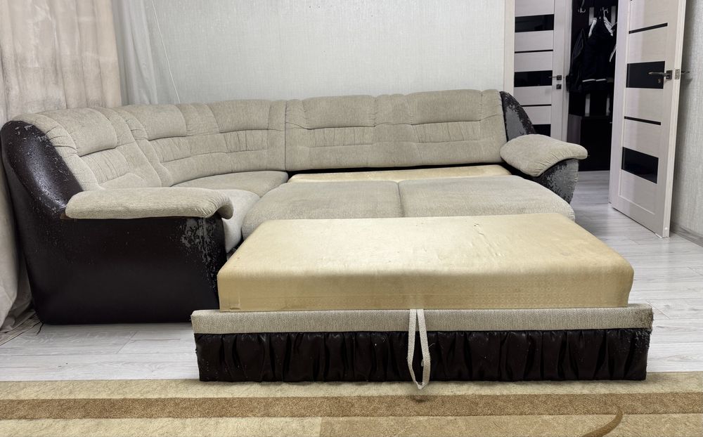 Продам диван угловой