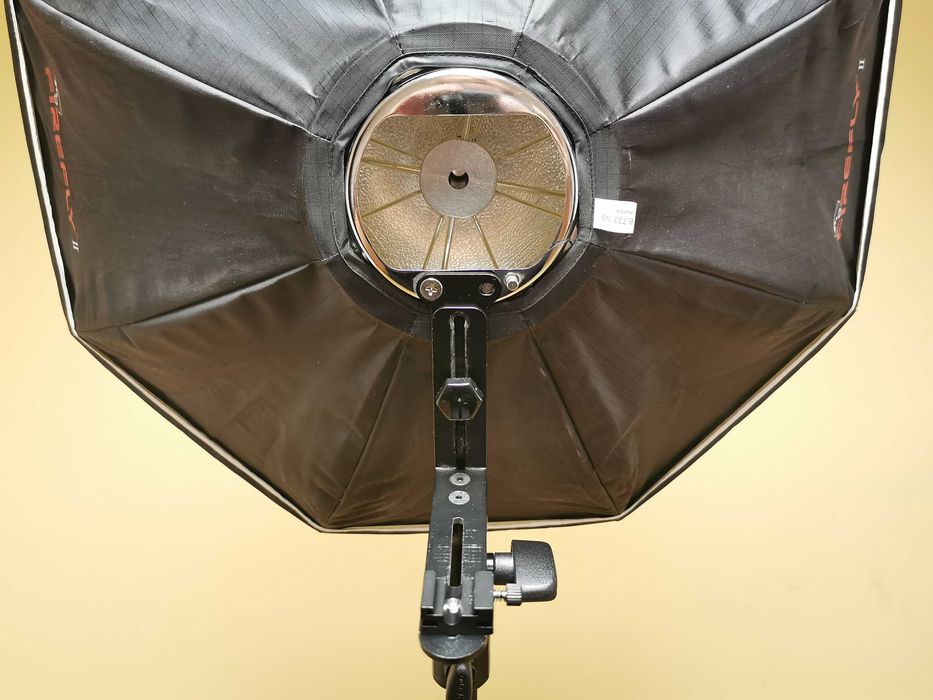 Aurora FireFly II 65см бюти диш и софтбокс в едно