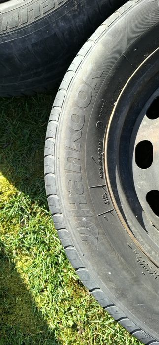 Vând urgent jante cu anvelope de vară ford focus 2
