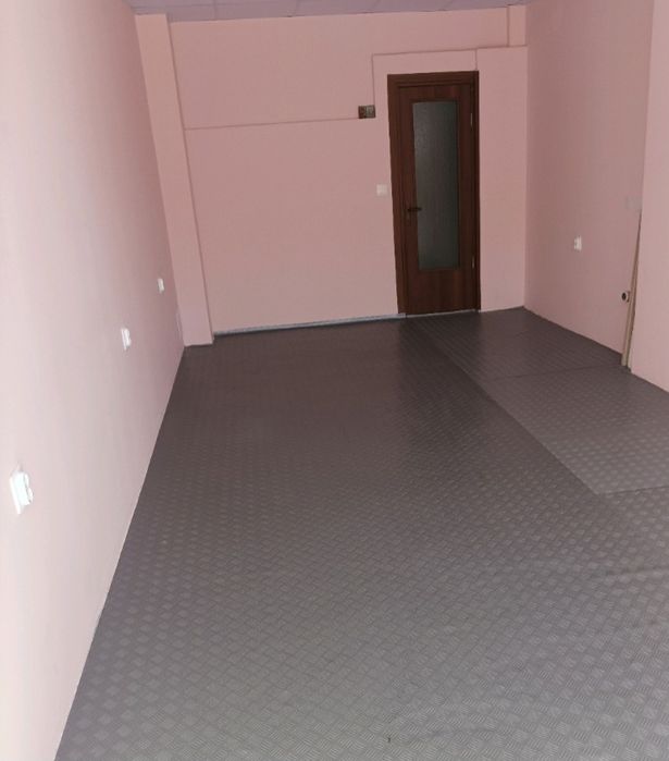 Дава се под наем Магазин в Дупница - 30 кв.м за 153 € - Снимка #1