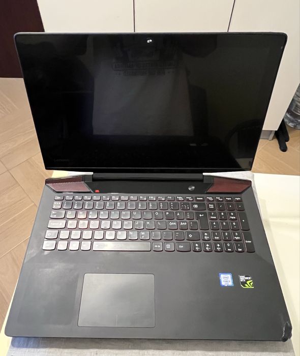 Lenovo геймърски лаптоп i5 / GTX