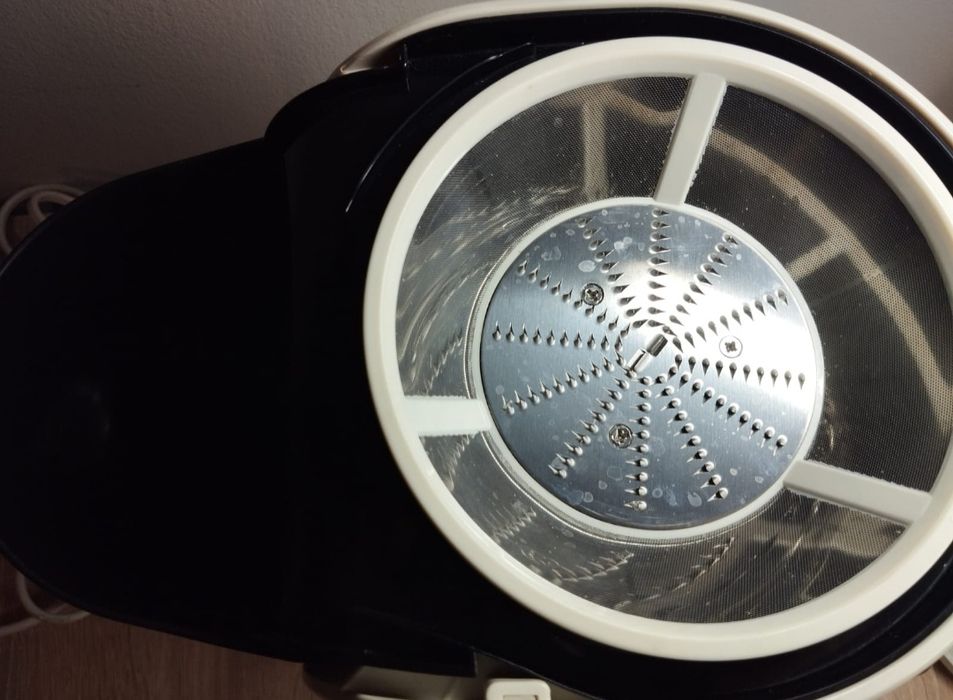 Соковыжималка от бренда Scarlett