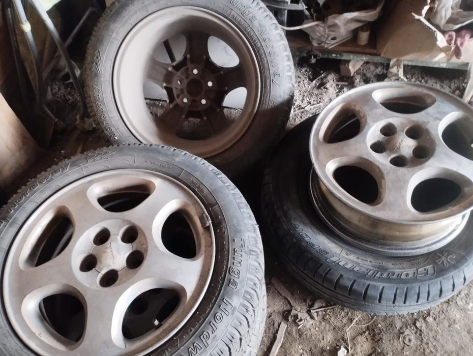 Продам колесные диски R15 для Subaru
