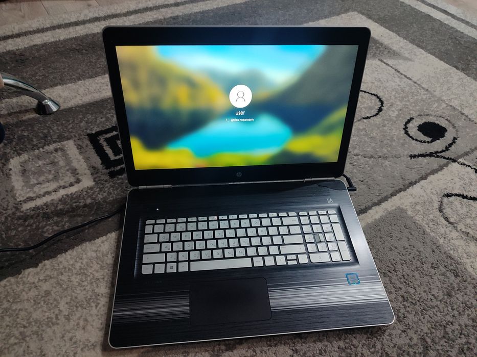 Продам ноутбук Hp 17