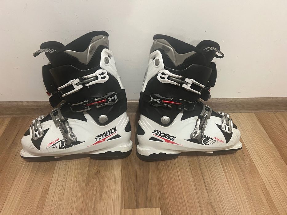 Clăpari ski Tecnica 27.5 (mărimea 42-42.5) – Stare foarte bună