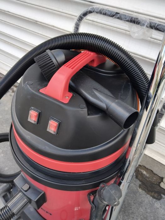 Прахосмукачка Wiper 3400W  със Два Мотора за Сухо Мокро Супер Силна