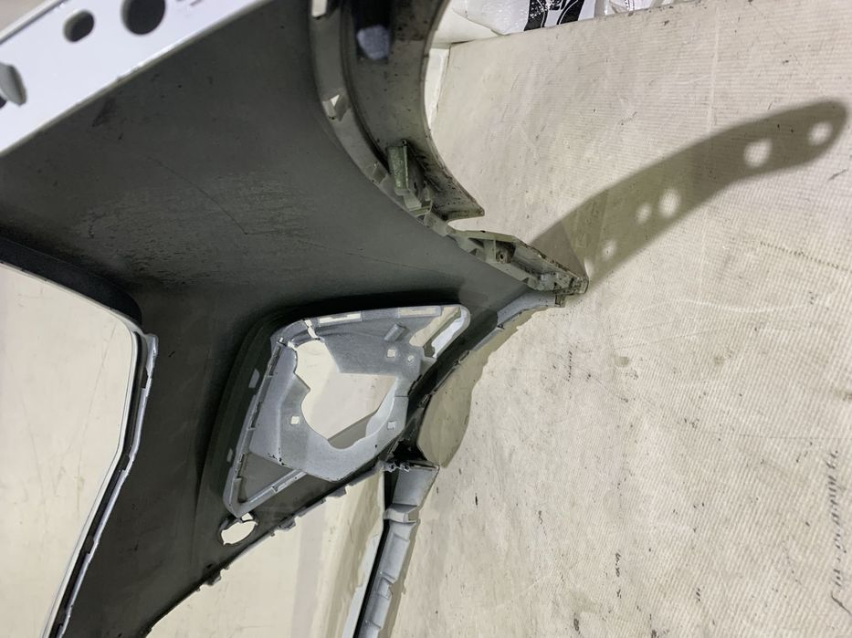 Bara fata Seat Arona, 2018, 2019, 2020, 2021, 2022, 2023, cod origine OE 6F9807221B, cu gauri pentru senzori de parcare (6).