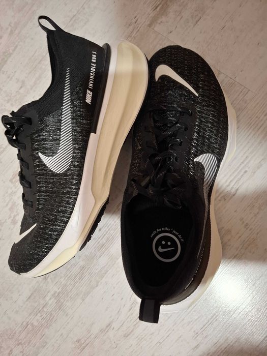 МаратониNike ZOOMX
