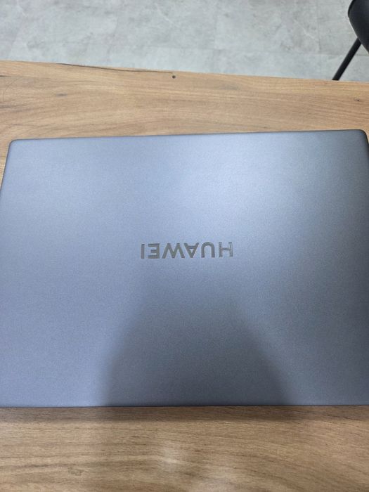 Продам ноутбук Huawei