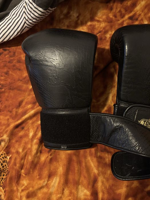 Manusi de box din piele naturala