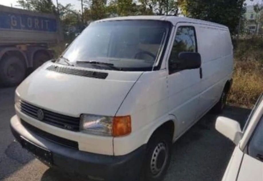 Piese auto din dezmembrari Volkswagen T5 si T4 Orice piesa!!