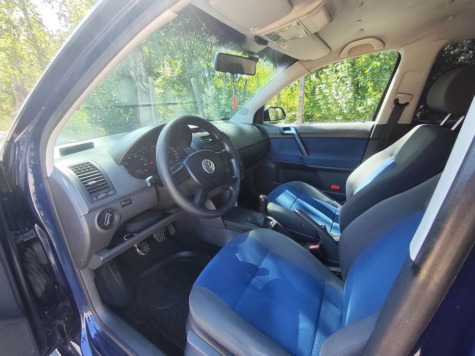 VOLKSWAGEN Polo 2006 — imagine 1