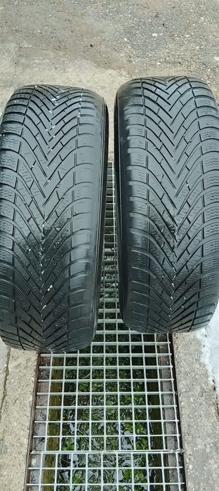 Jante aliaj 16’’ cu cauciucuri de iarnă - Golf V 205/55 R16