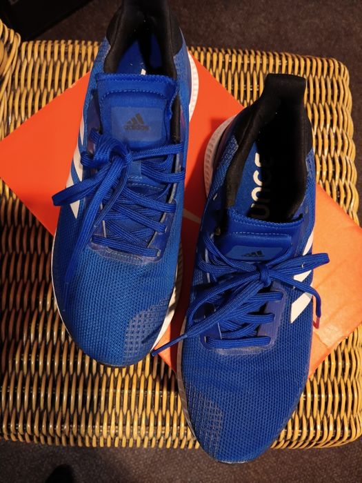 Маратонки Nike,adidas, yezzy