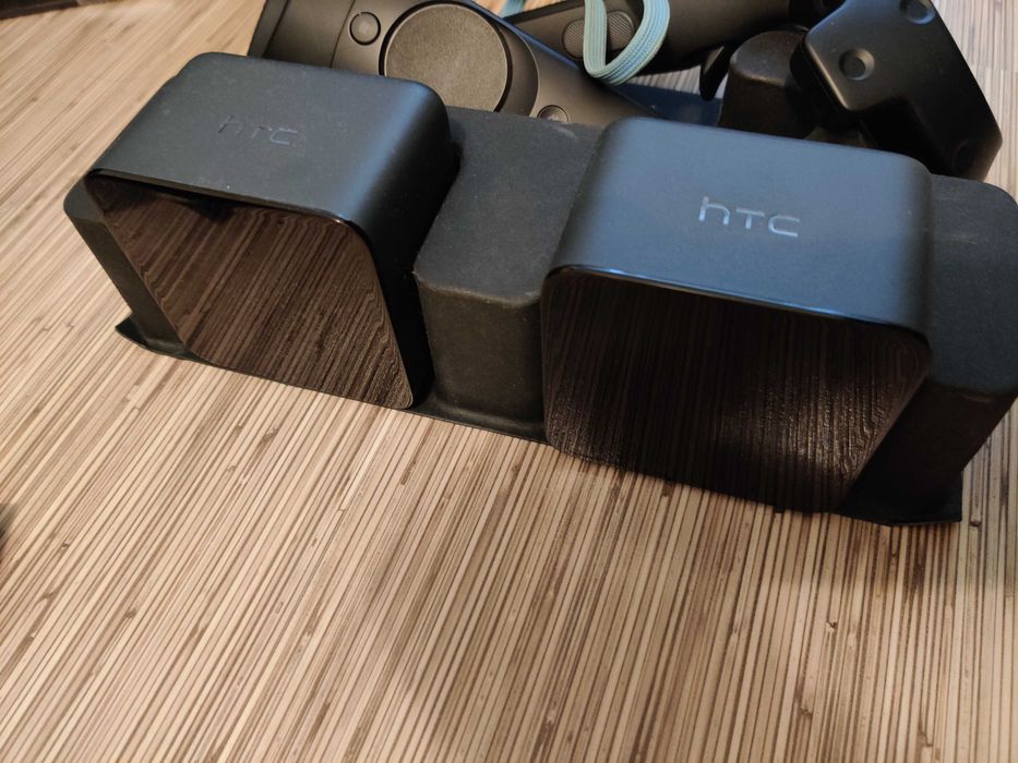 Vand HTC Vive 1 cu Deluxe Audio Strap, in cutie originala