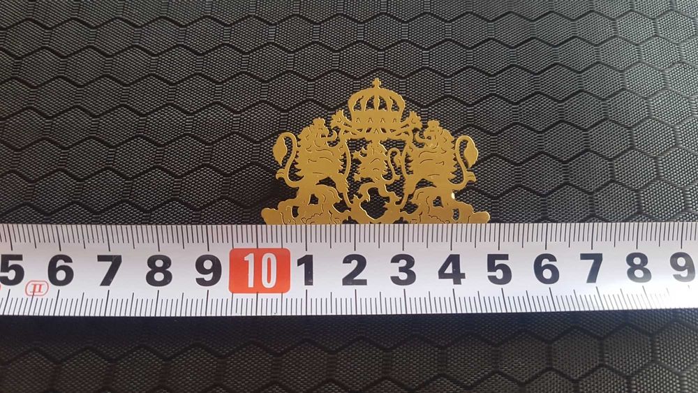 метален държавен герб на Република България, размер 5х4см