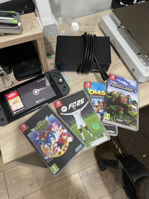 Продам nintendo switch